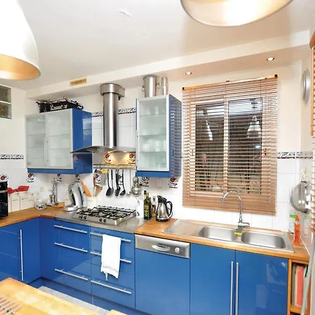 Casa vacanze Studio Holiday In Le Cannet